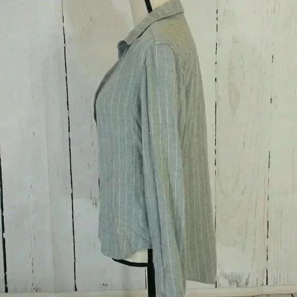 Cloth & Stone Grey Striped Flannel - Picture 4 of 6